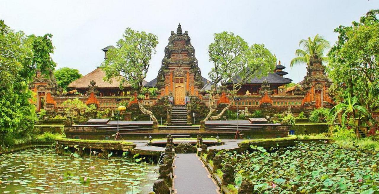 Ubud River Campuhan Villa Eksteriør billede